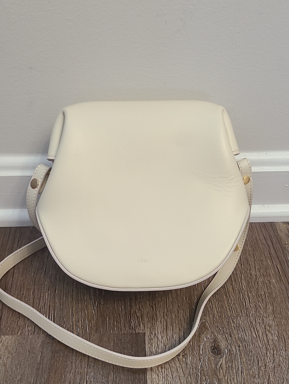 Osoi Toast Brot Crossbody Bag In Cream